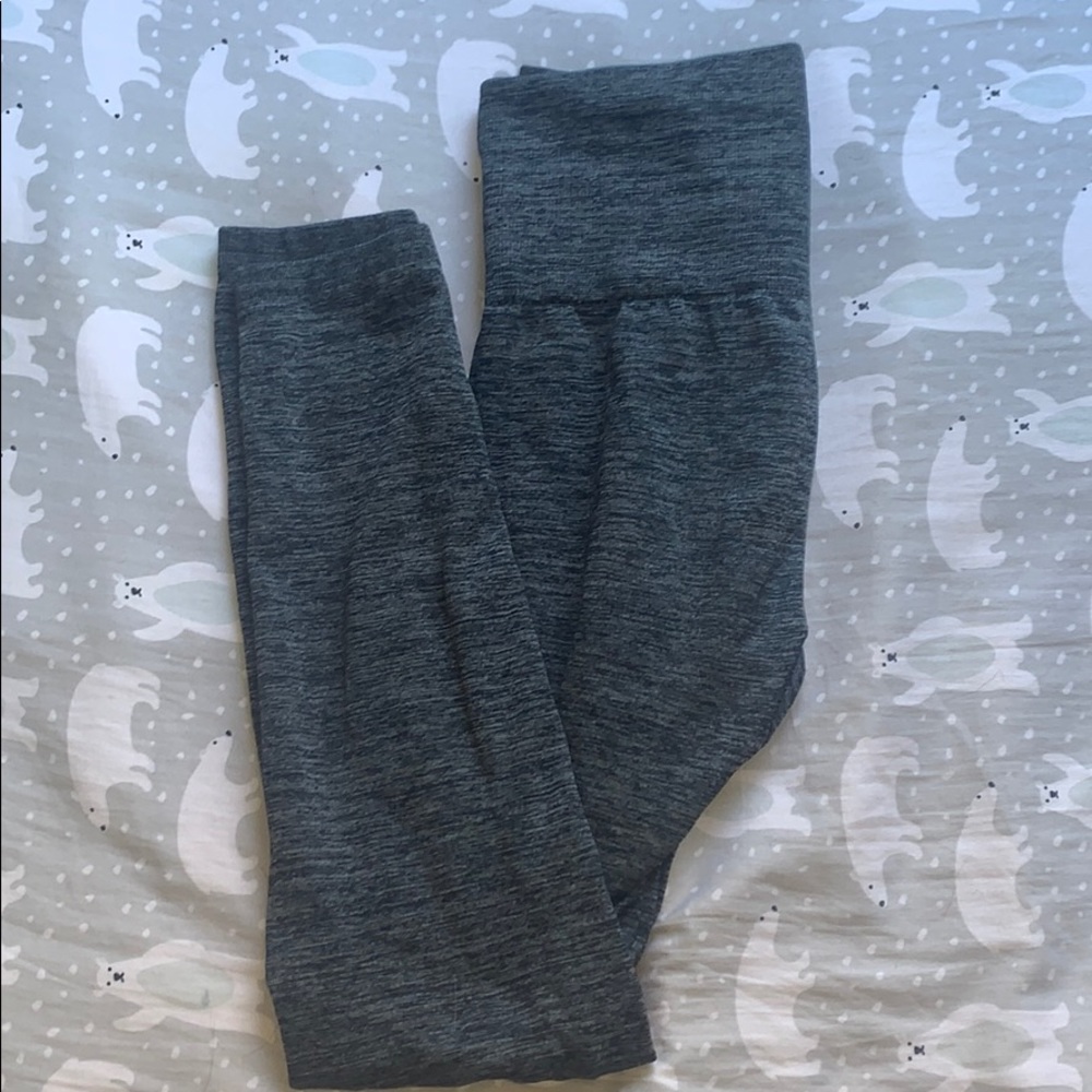 grey leggings